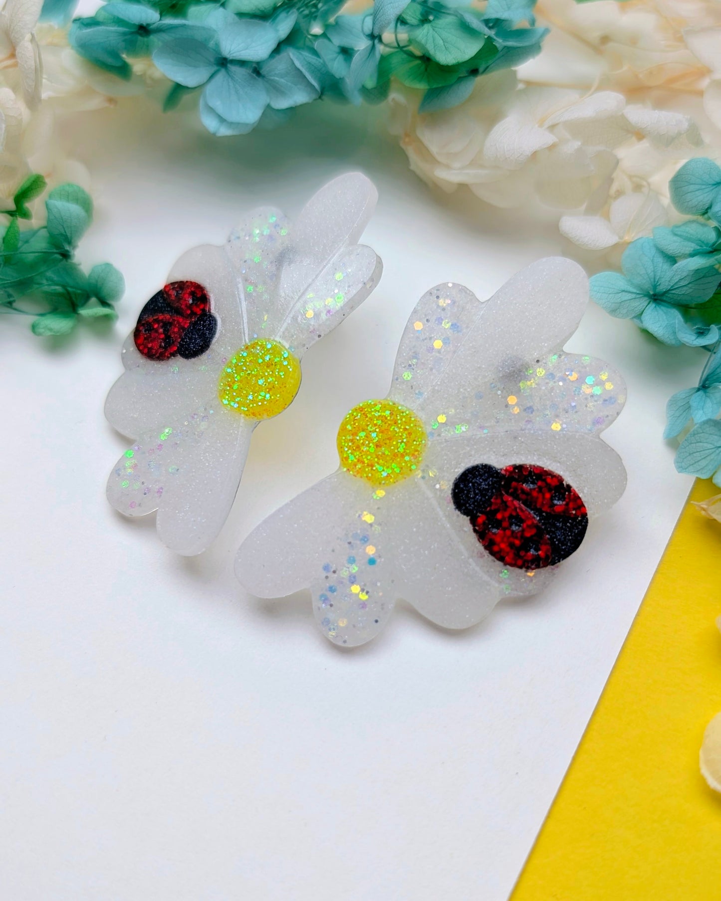 L'amie des pâquerettes🐞